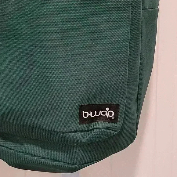 School Hiking Backpack Green NWT - Picture 4 of 4